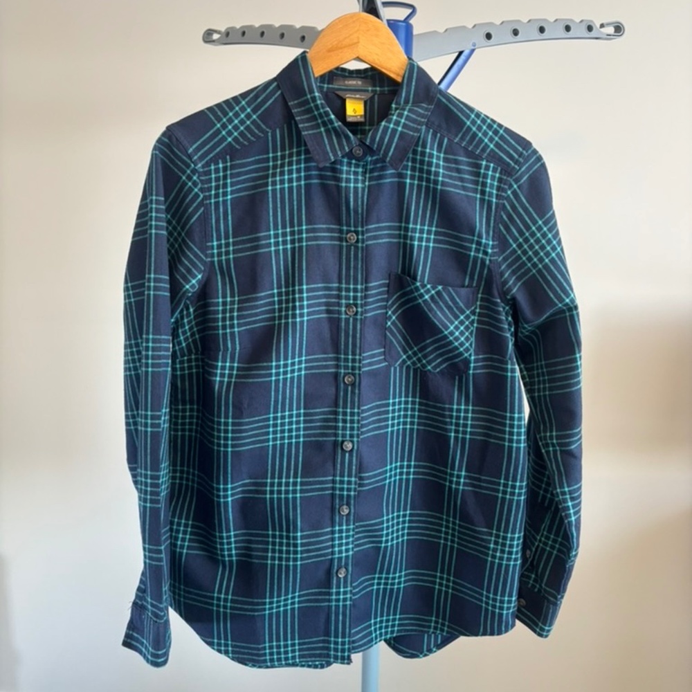 Eddie Bauer  Expedition Flex Flannel Shirt | Womens M | Classic Fit | Blue Plaid